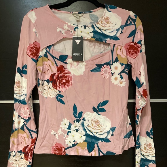 Women’s Guess Top - Picture 2 of 2